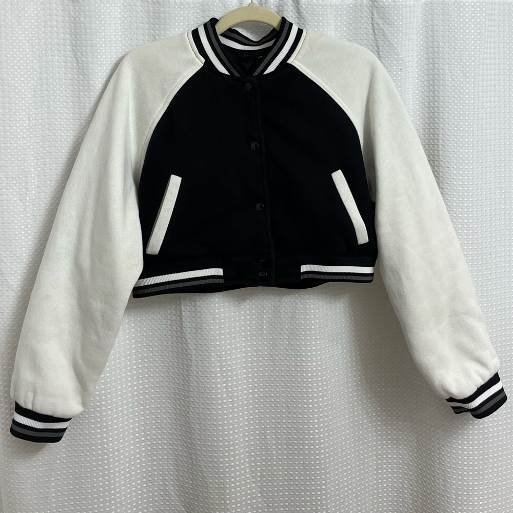 Cropped Varsity Jacket - Picture 3 of 10